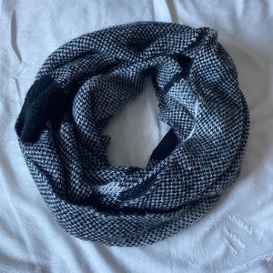 Infinity Ardene Scarf